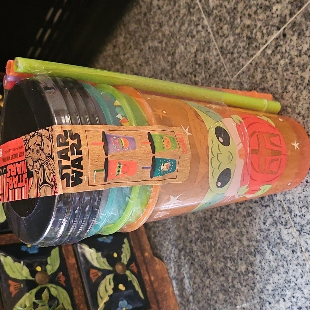 Zak Disney Star Wars Halloween Mandalorian Grogu  3-Pack Cups